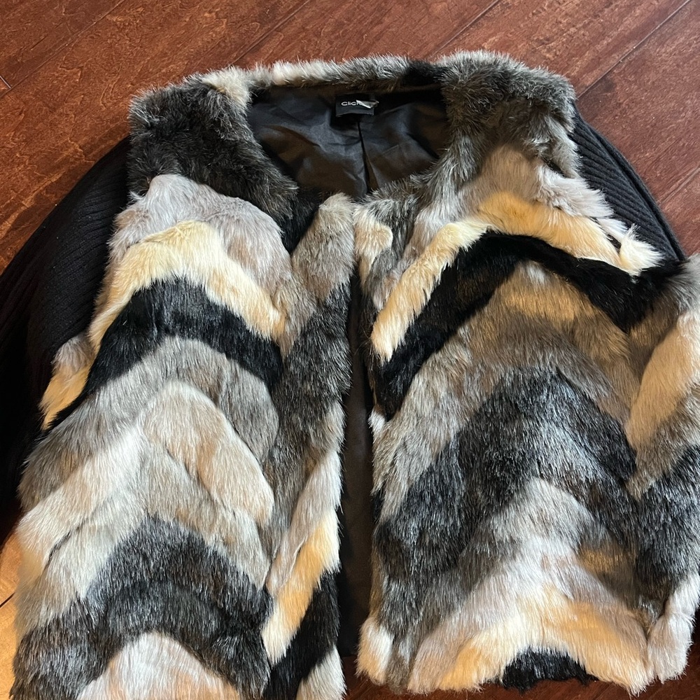Elegant Faux Fur Chevron Pattern Jacket Mob Wives Vibes